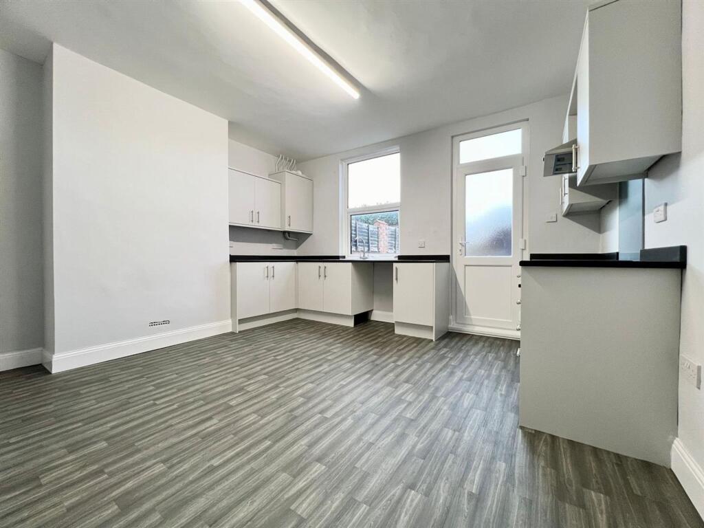 House in Sheffield - View 3