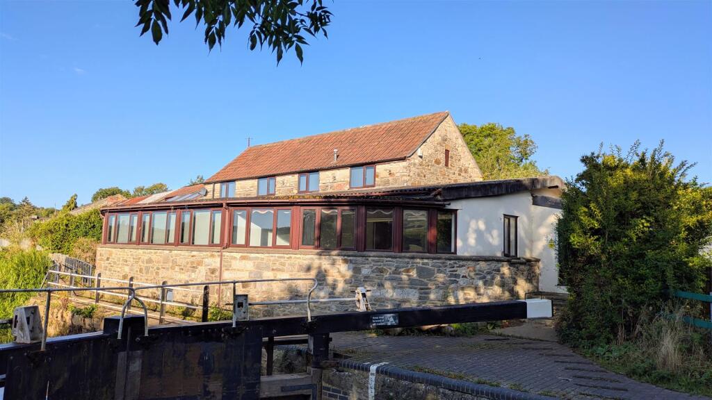 Main image of property: Mead Lane, Saltford