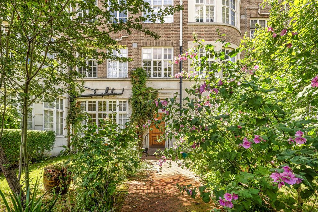 Main image of property: Porchester Gardens, London, W2