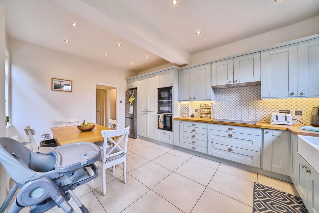 House in London, Canning Town - View 3