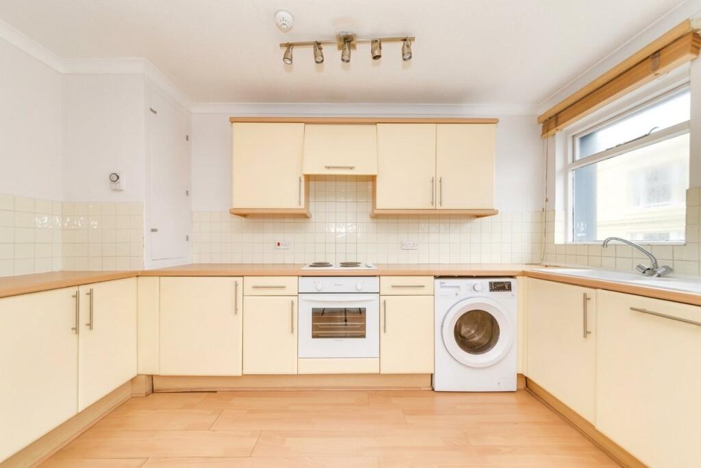 Apartment in Brighton, Kemptown - View 4