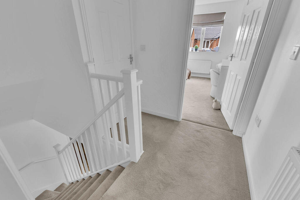 House in Rossendale, Fold Head, Whitworth - More