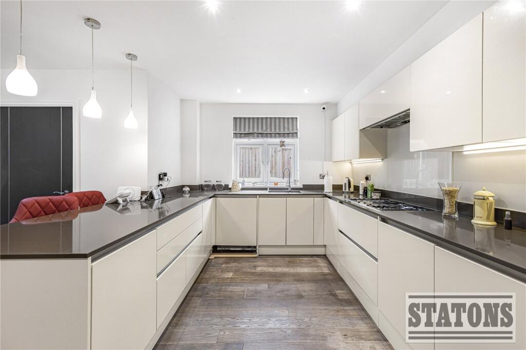 Additional image 8 of Bradmore Way, Brookmans Park, Hertfordshire, AL9