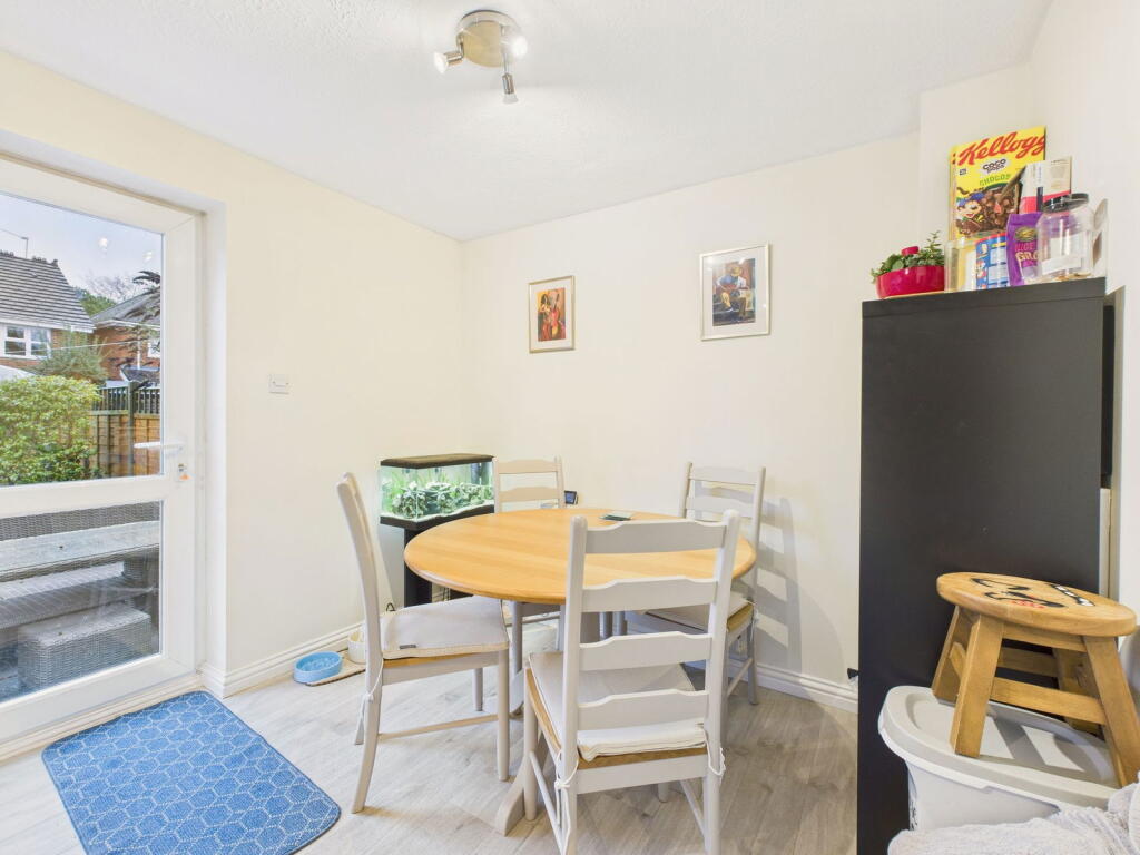 House in Horsham, North Horsham - View 5