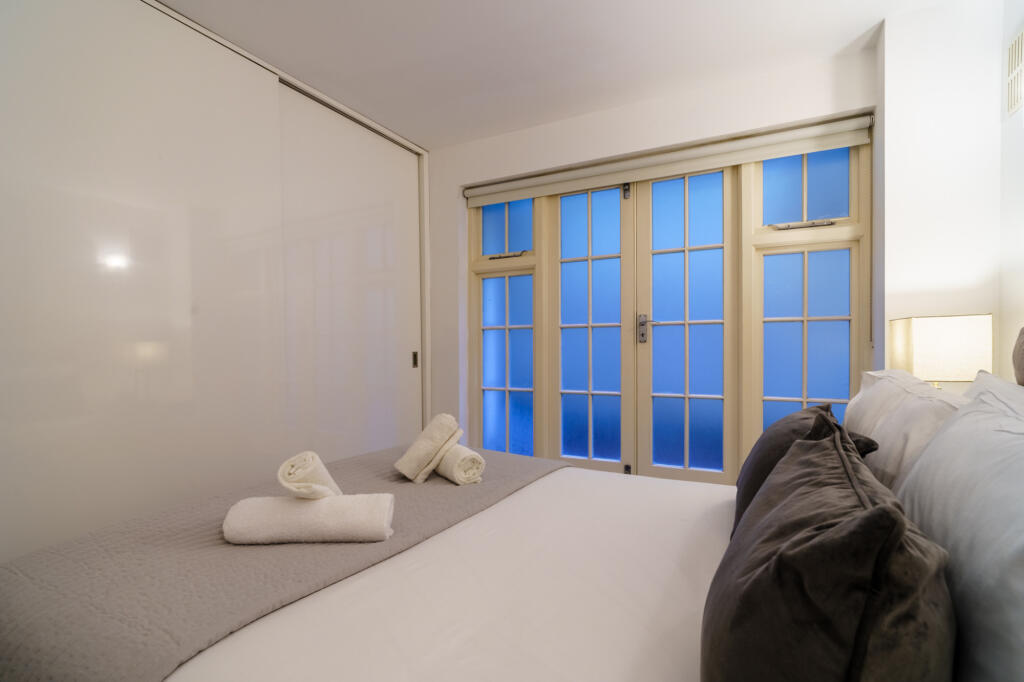 2 bedroom maisonette for rent