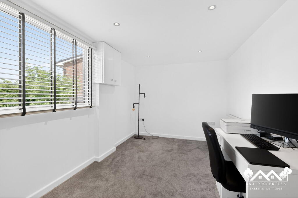 House in Hyndburn, Woodnook - View 3