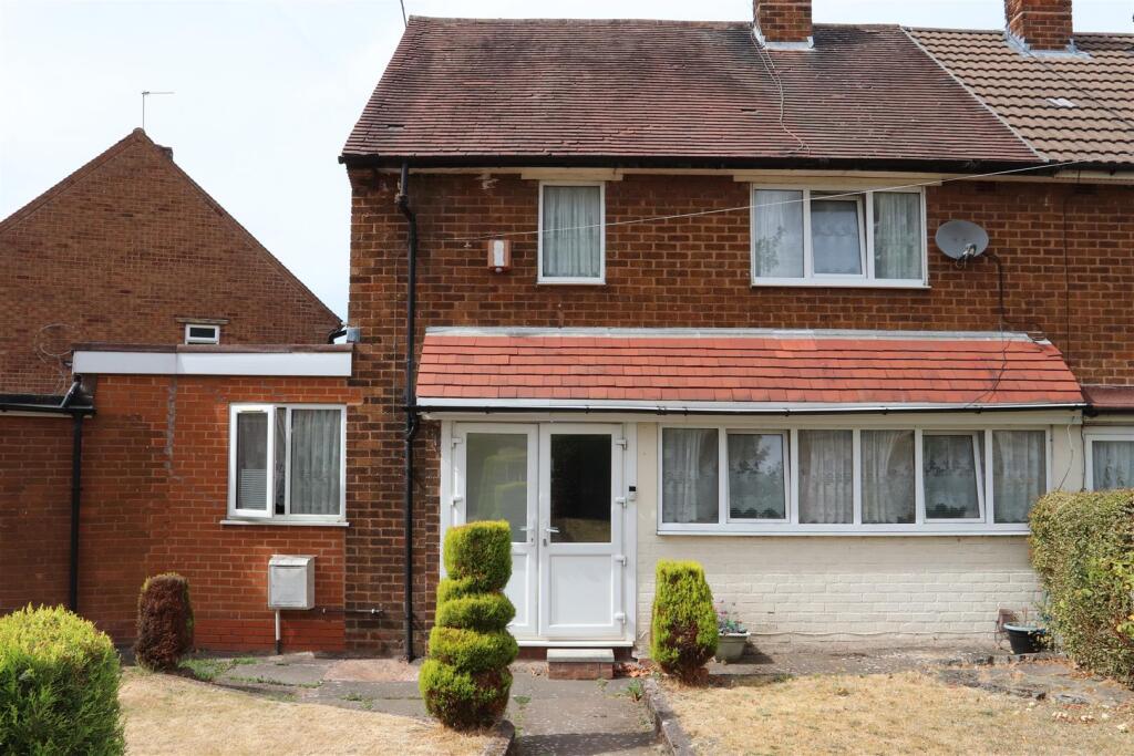 House in Sandwell, West Midlands - View 2
