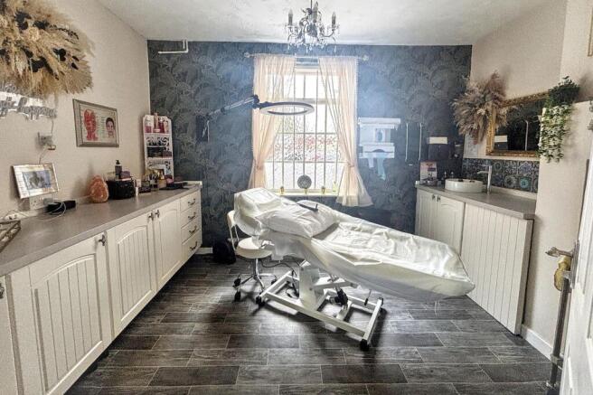 7 Cross St, Cheadle, Stoke-on-Trent, ST10 1NP
