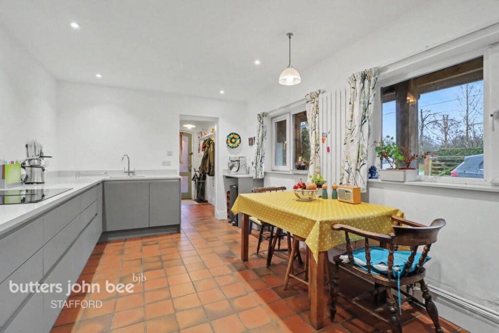 Main image of property: Common Lane, Stone