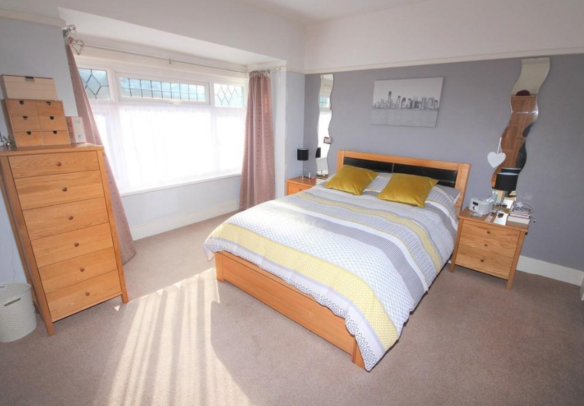 Main image of property: Gladstone Road