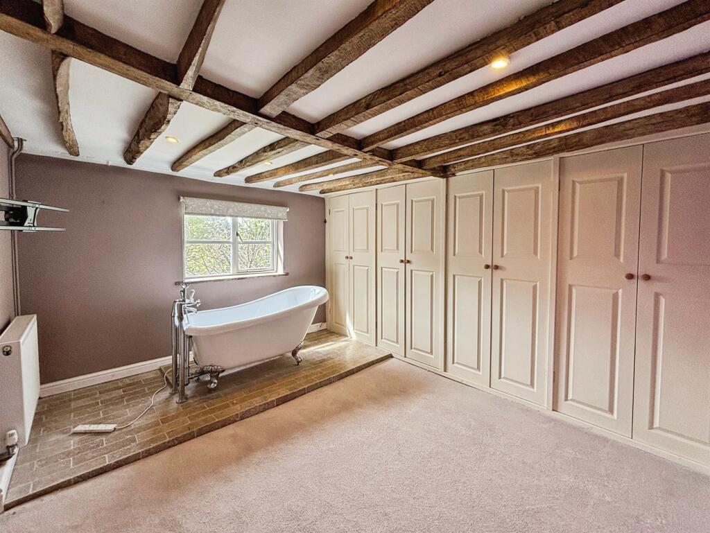 House in Basingstoke and Deane, Old Basing and Lychpit - View 4