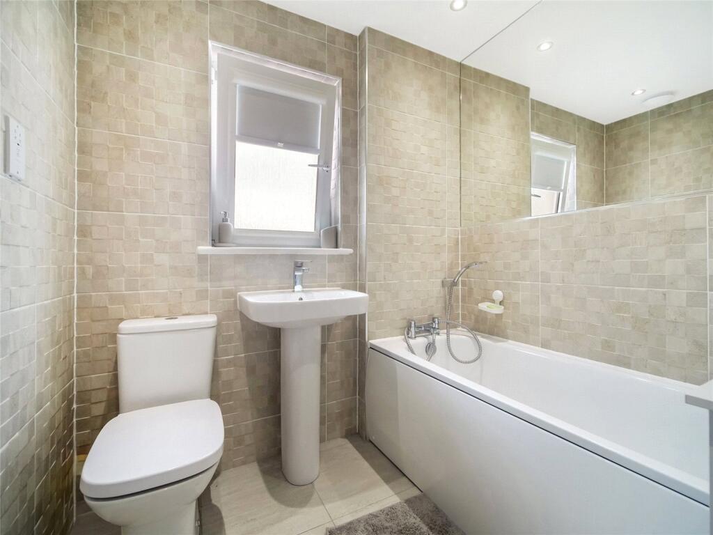Redshank Avenue, Cambuslang, Glasgow, South Lanarkshire, G72 photo 3