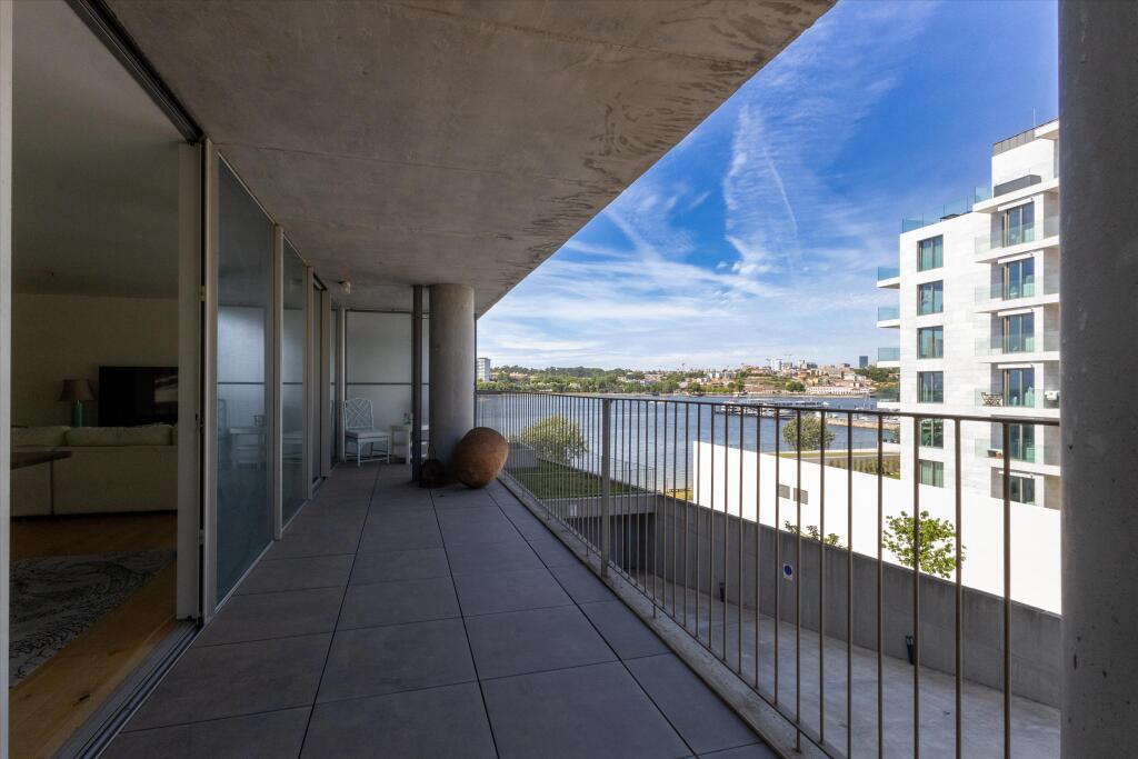 Main image of property: Oporto, Vila Nova de Gaia