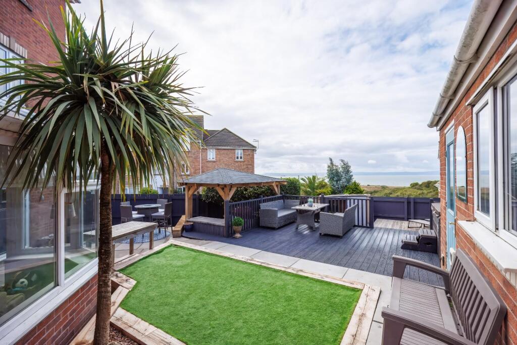 House in Cardiff, Rhoose - View 5