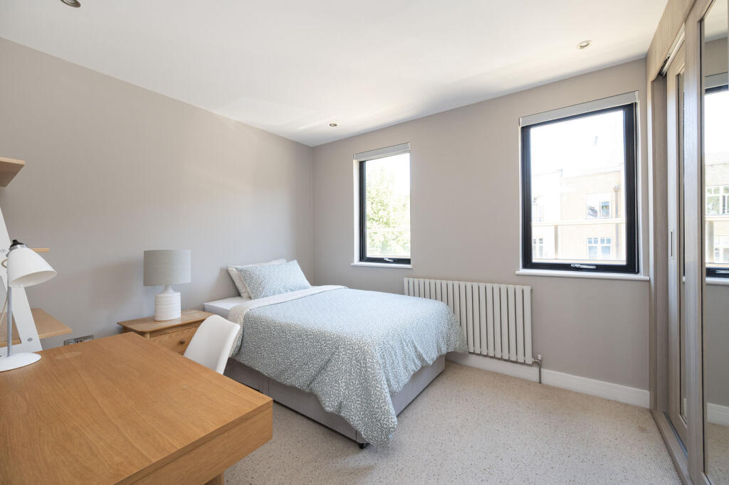 Apartment in London - View 4