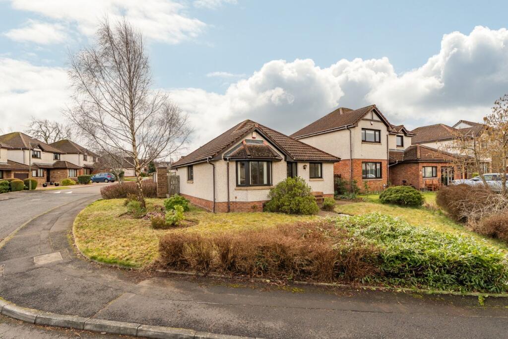 Main image of property: Heatherfield Glade, Livingston, EH54