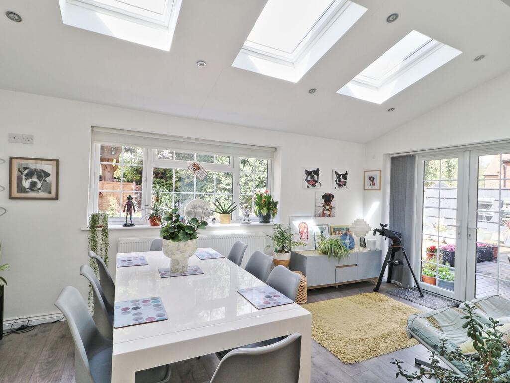House in St Neots, Eynesbury - More