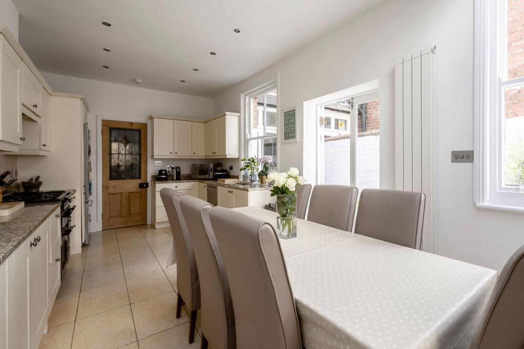 Oaklands, Gosforth, NE3 photo 4