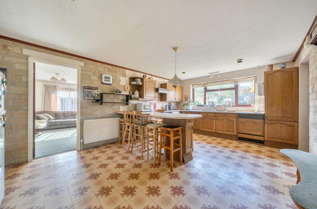 House in West Oxfordshire, North Leigh - View 2
