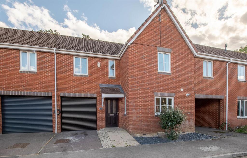 Main image of property: Chapel Close, Rushden