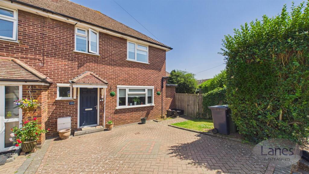 Main image of property: Tudor Avenue, Cheshunt