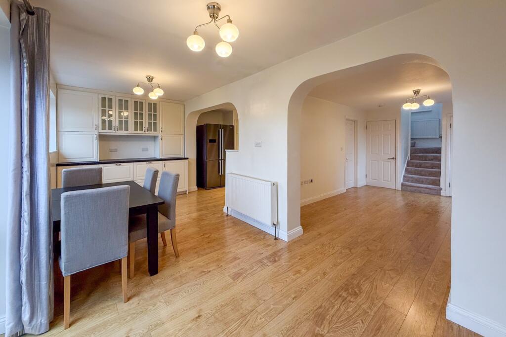 House in Berkshire, Windsor and Maidenhead - View 4