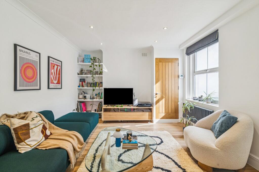 Main image of property: 15 -21 East Hill, 
Wandsworth, SW18