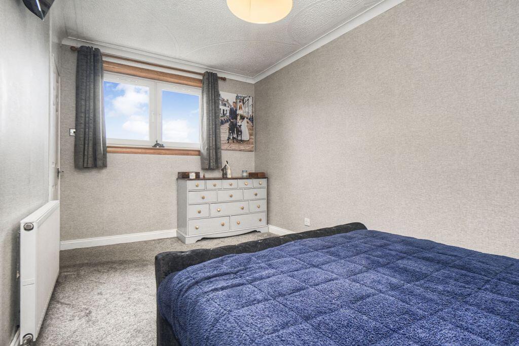 6 Drylie Street, Cowdenbeath, Fife, KY4 9AQ photo 4