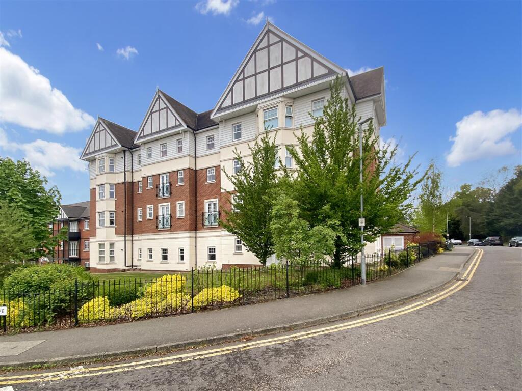 Main image of property: Paprika House, Apprentice Drive, Colchester, CO4 5SE