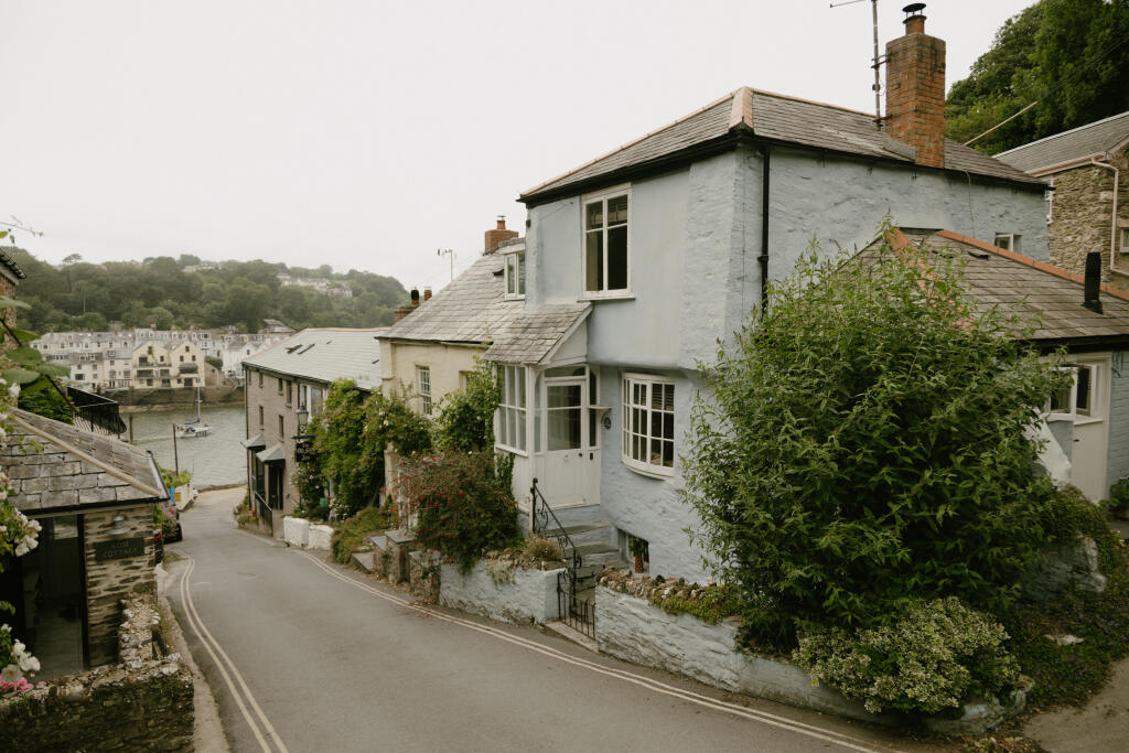 Main image of property: Blue Cottage, Old Road, Bodinnick, Cornwall