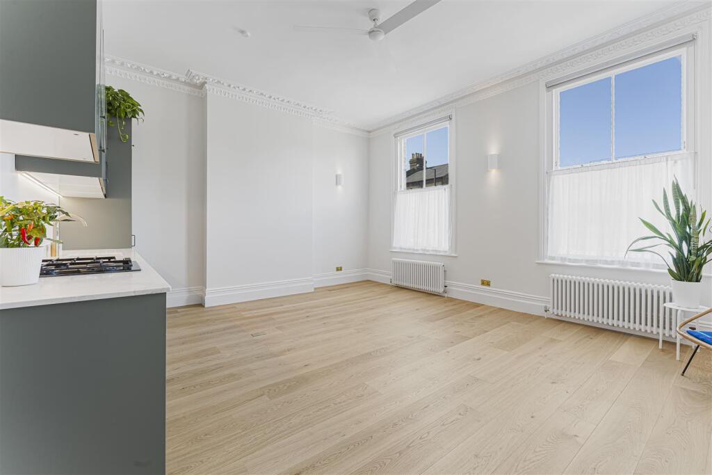 Apartment in London, Walham Green, West Kensington - View 2