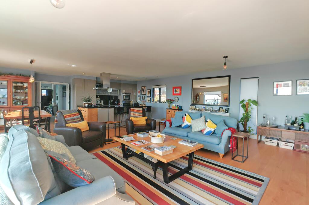 Apartment in Hythe, Orchard Valley - View 5