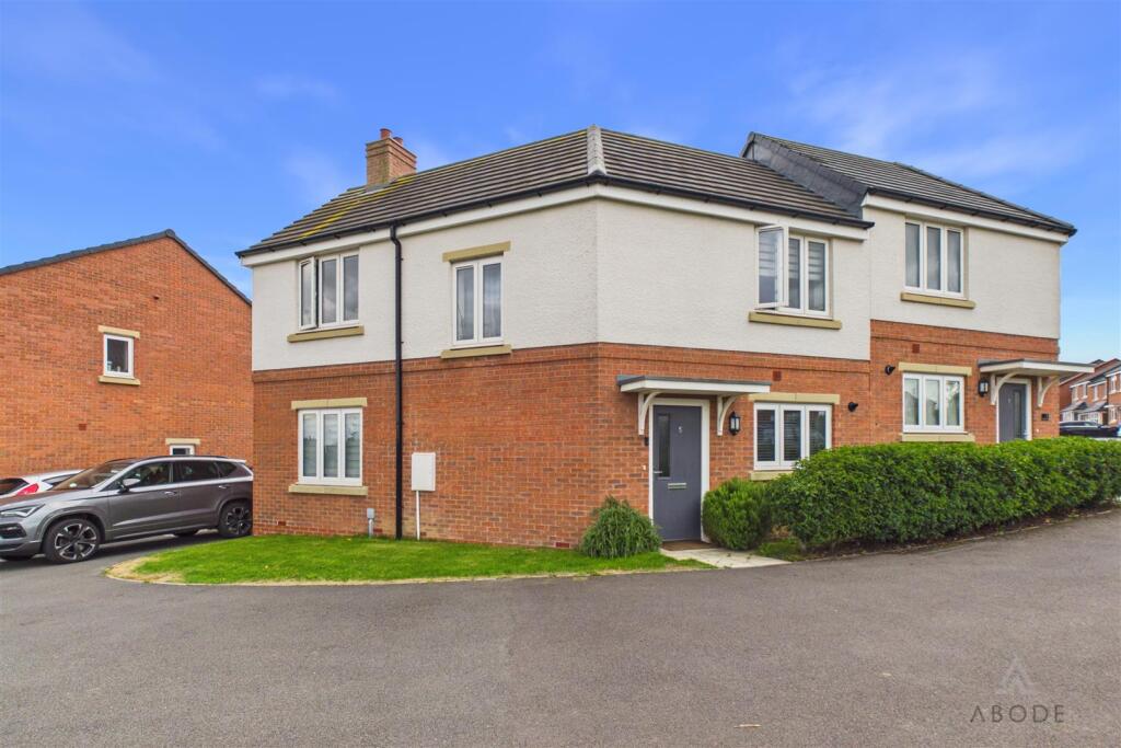 3-bed semi-detached on Parkinson Road, Burton-On-Trent, £110,000