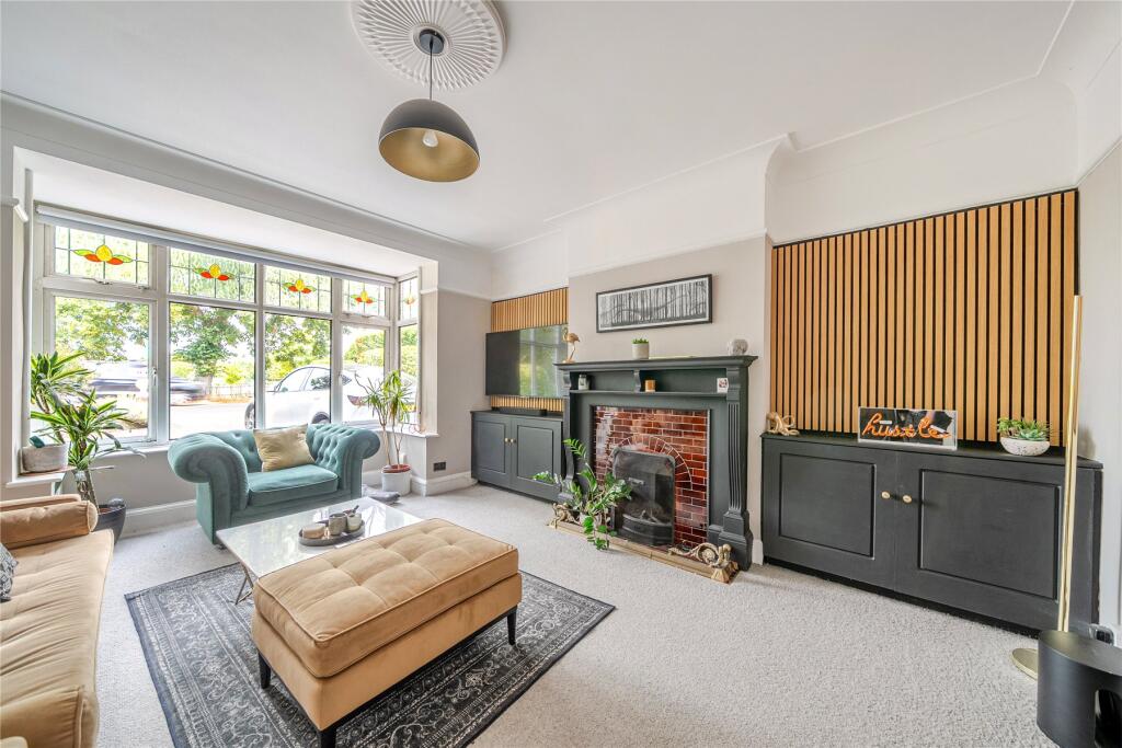 House in London, New Beckenham - View 2
