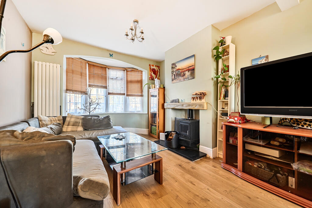 House in Swindon - View 5