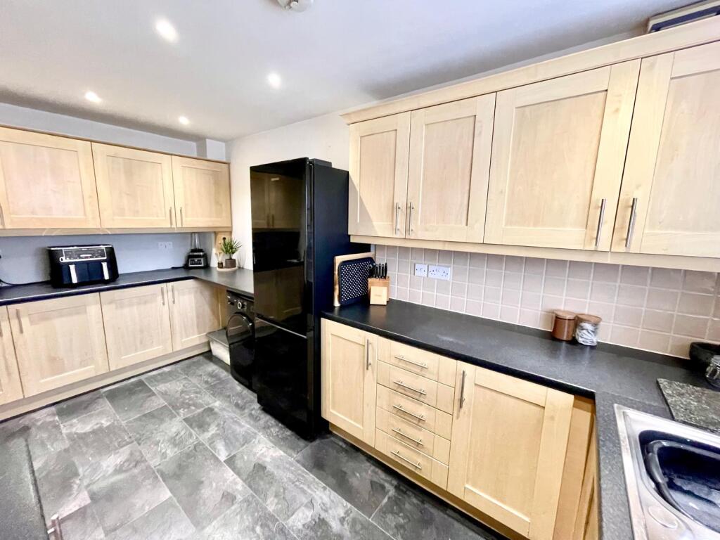 Chestnut Place, Sandown Road, Toton, Nottinghamshire photo 5