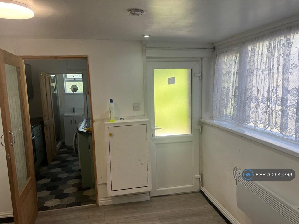 Additional image 13 of Causeway Green Road, Sandwell, B68