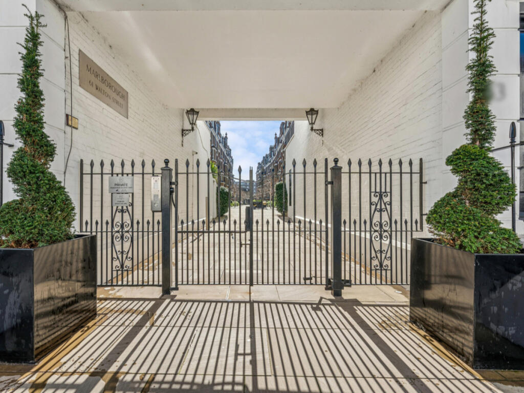 Main image of property: 61 Walton Street, London, SW3