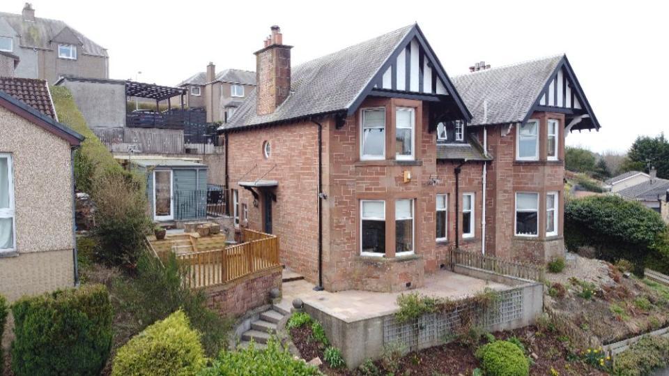 Main image of property: Braeside, 21 Douglas Road East
Hawick, TD9 9NU