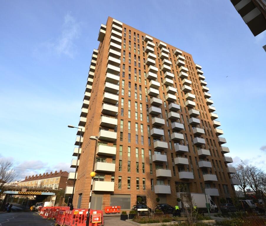 Main image of property: Hannaford Walk, Tower Hamlets, E3 3SU
