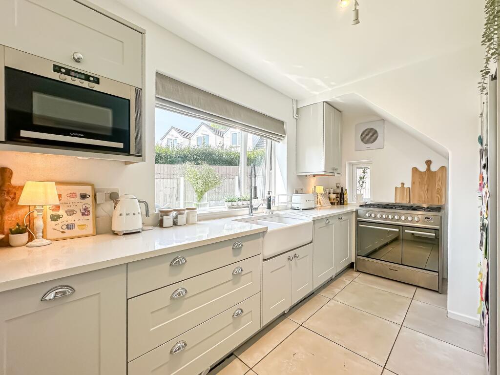 Telegraph Road, Heswall, CH60 - View 3