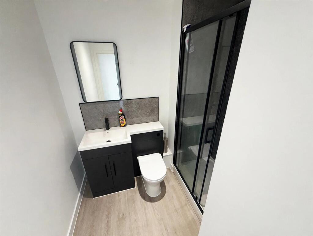 Apartment in Hull, Kingston upon Hull - View 3