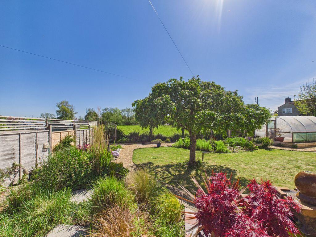 House in Taunton - View 5