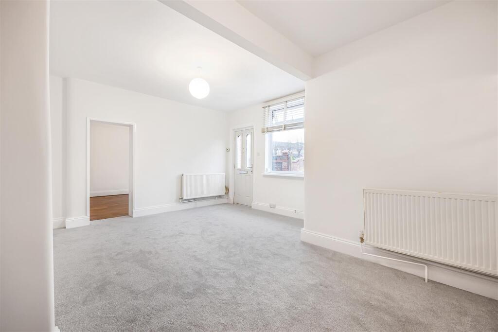 Main image of property: Grovelands Road, Reading