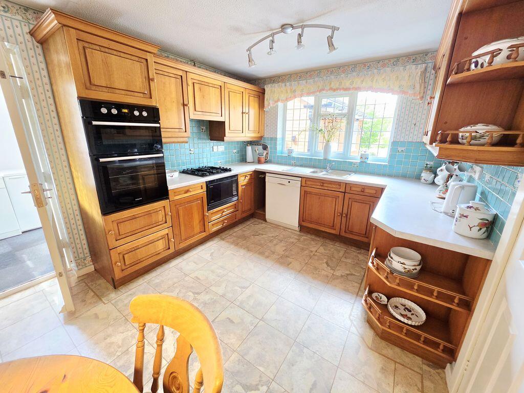 Green Lanes, Sutton Coldfield, B73 5LX photo 5