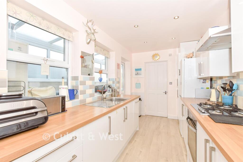 House in Portsmouth - View 4