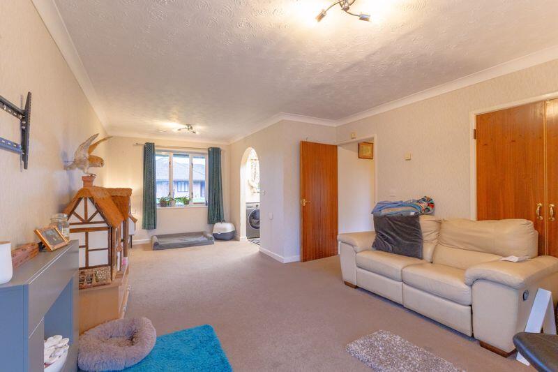 Meadow Brook Court, Gobowen photo 2