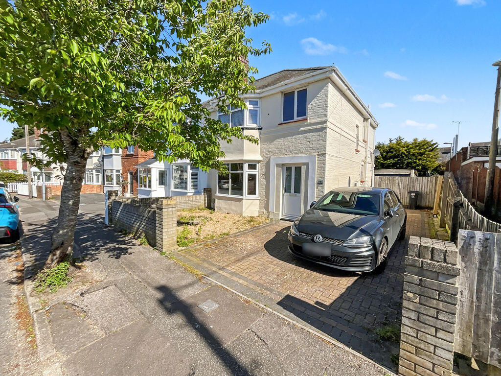 3-bed semi-detached on Christchurch, £415,000