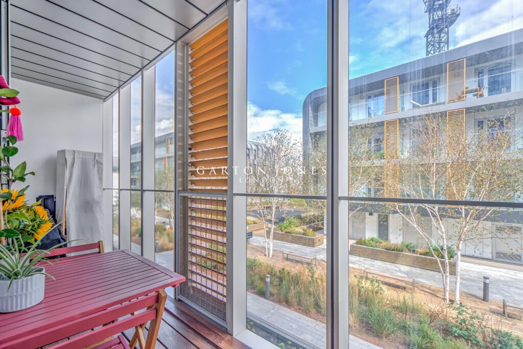 Apartment in London - View 5