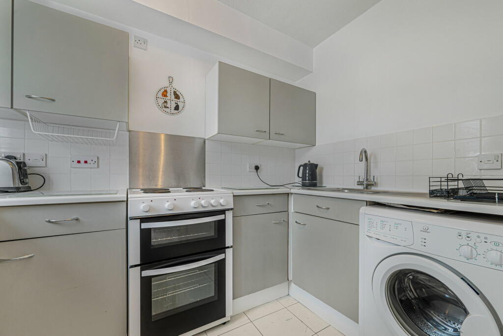 Apartment in London, New Cross - View 3